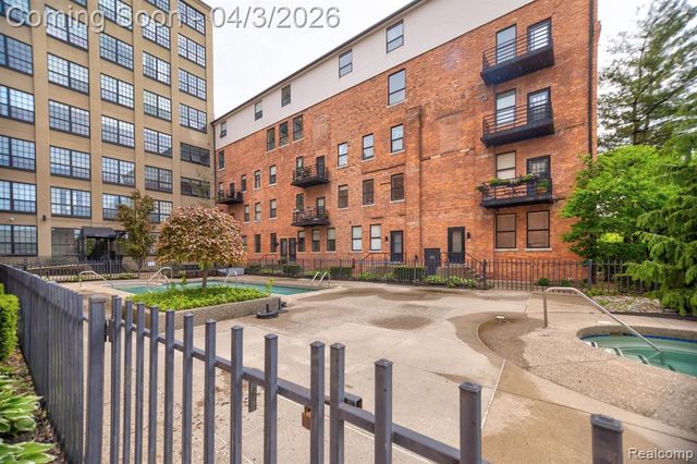 6533 E Jefferson Avenue 431, Detroit, MI 48207