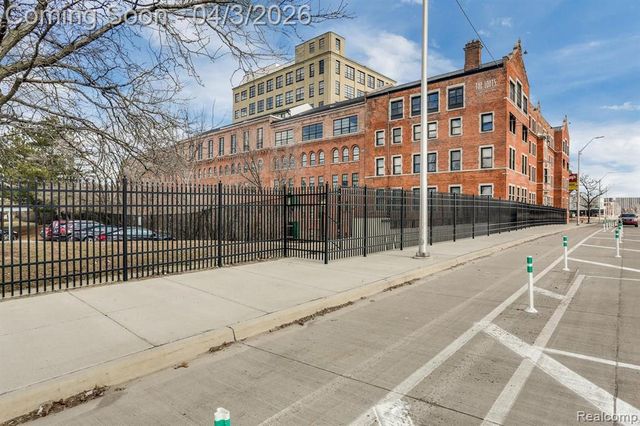 6533 E Jefferson Avenue 431, Detroit, MI 48207