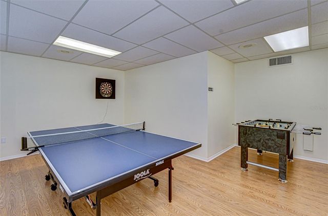 9700 STARKEY ROAD 111, Seminole, FL 33777