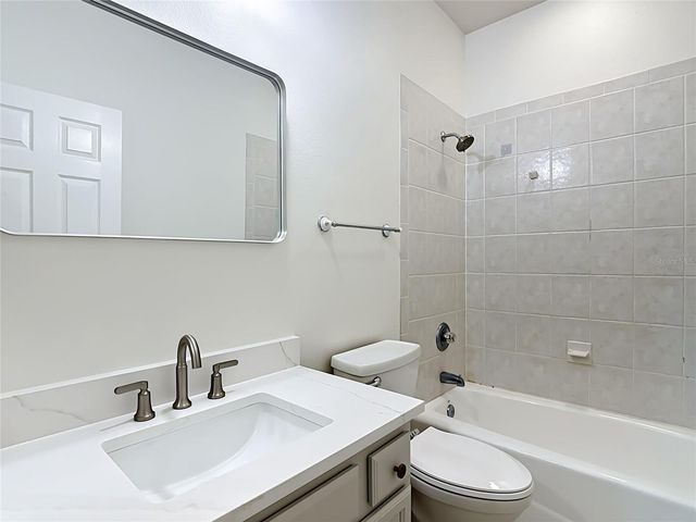 2155 BARRATT COURT, St Cloud, FL 34771