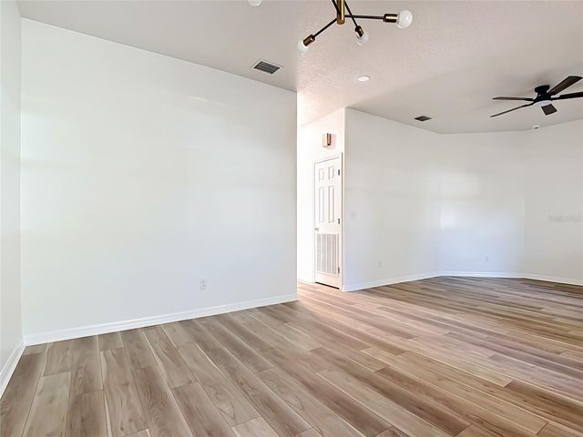 2155 BARRATT COURT, St Cloud, FL 34771