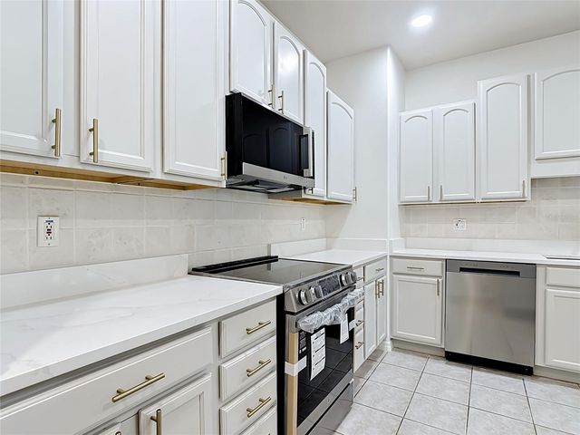 2155 BARRATT COURT, St Cloud, FL 34771