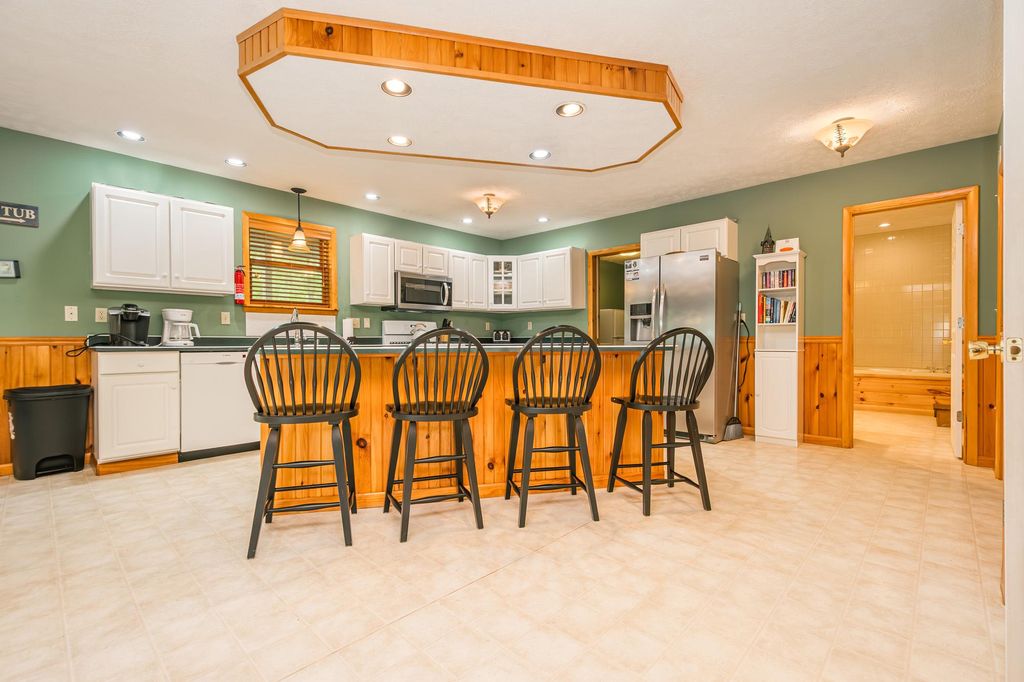 Image 20 of property listing at 60 BARBARA'S WAY, Mc Henry, MD 21541