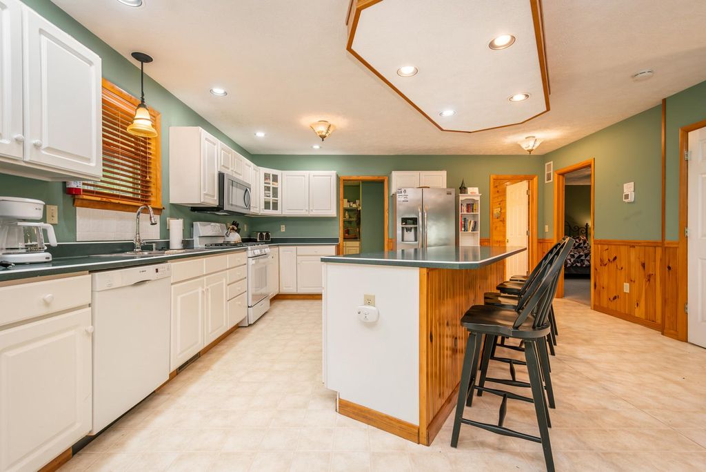 Image 21 of property listing at 60 BARBARA'S WAY, Mc Henry, MD 21541
