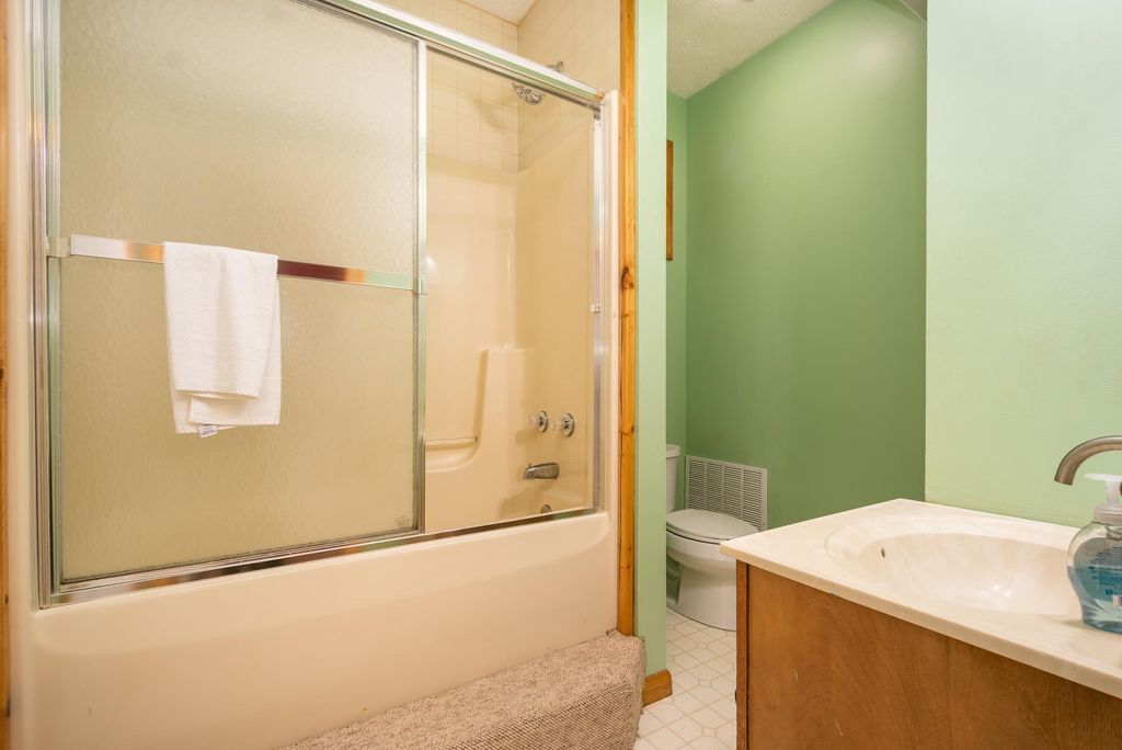 Image 29 of property listing at 60 BARBARA'S WAY, Mc Henry, MD 21541