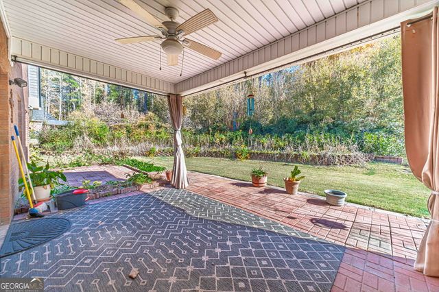 654 Huntington Trace, Winder, GA 30680