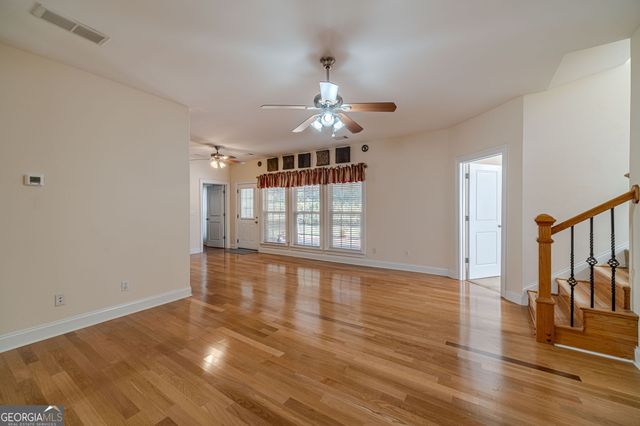 654 Huntington Trace, Winder, GA 30680