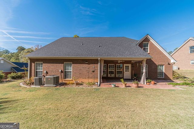 654 Huntington Trace, Winder, GA 30680