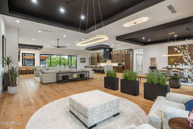 11480 N 104TH Street, Scottsdale, AZ 85260