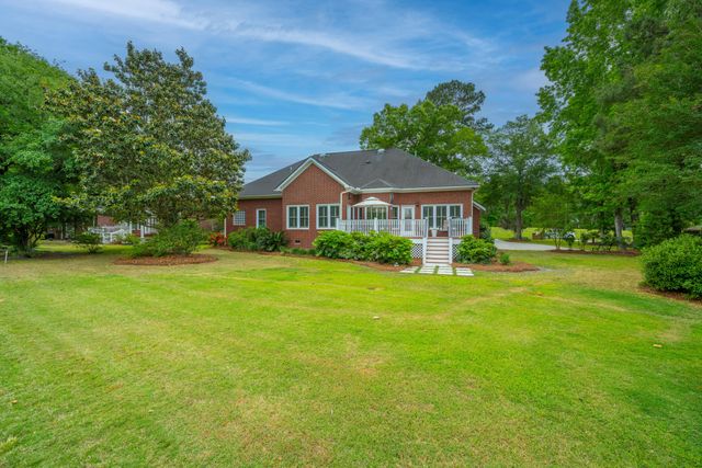 8608 Timbermarsh Lane, North Charleston, SC 29420