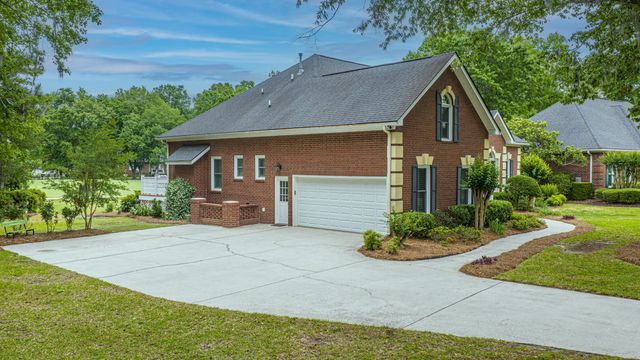 8608 Timbermarsh Lane, North Charleston, SC 29420