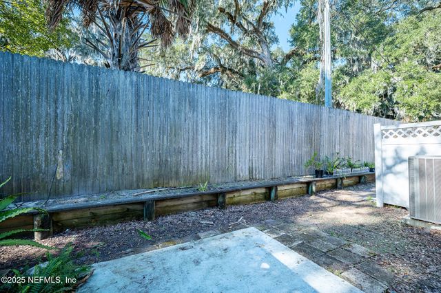 6700 BOWDEN Road 905, Jacksonville, FL 32216