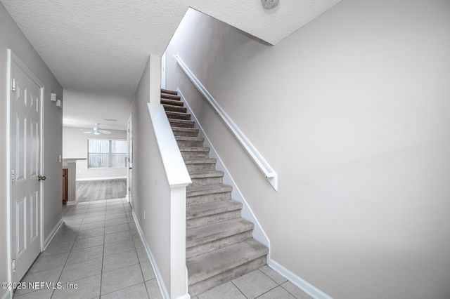 6700 BOWDEN Road 905, Jacksonville, FL 32216