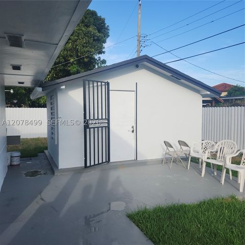 730 E 17th St, Hialeah, FL 33010