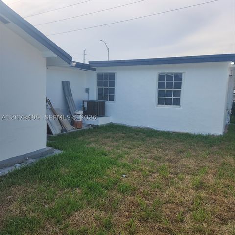 730 E 17th St, Hialeah, FL 33010