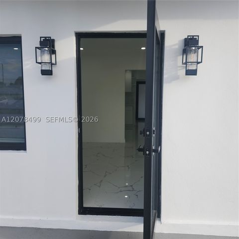 730 E 17th St, Hialeah, FL 33010