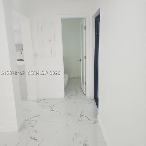 730 E 17th St, Hialeah, FL 33010