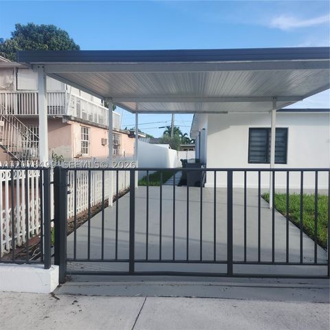 730 E 17th St, Hialeah, FL 33010