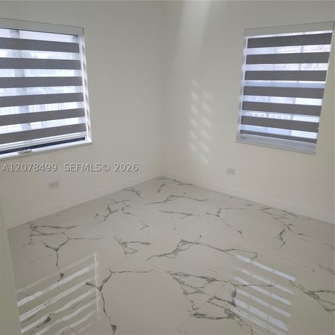 730 E 17th St, Hialeah, FL 33010