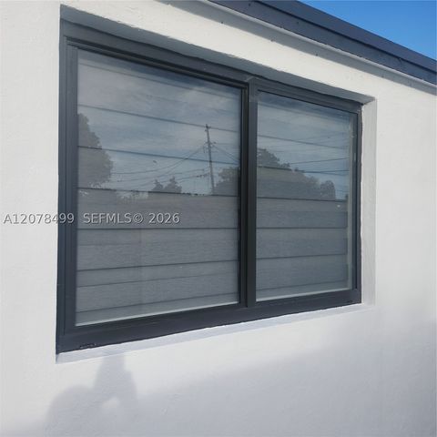 730 E 17th St, Hialeah, FL 33010