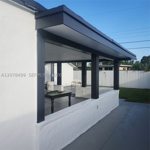 730 E 17th St, Hialeah, FL 33010