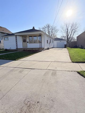 855 APPLETON STREET, Menasha, WI 54956