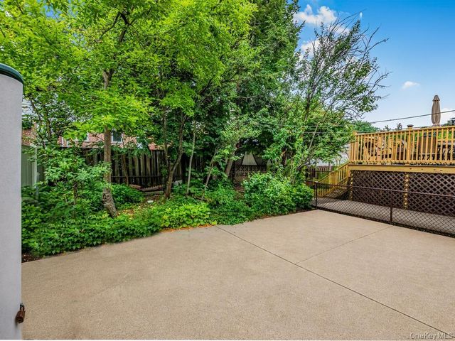 2358 Tiemann Avenue, Bronx, NY 10469