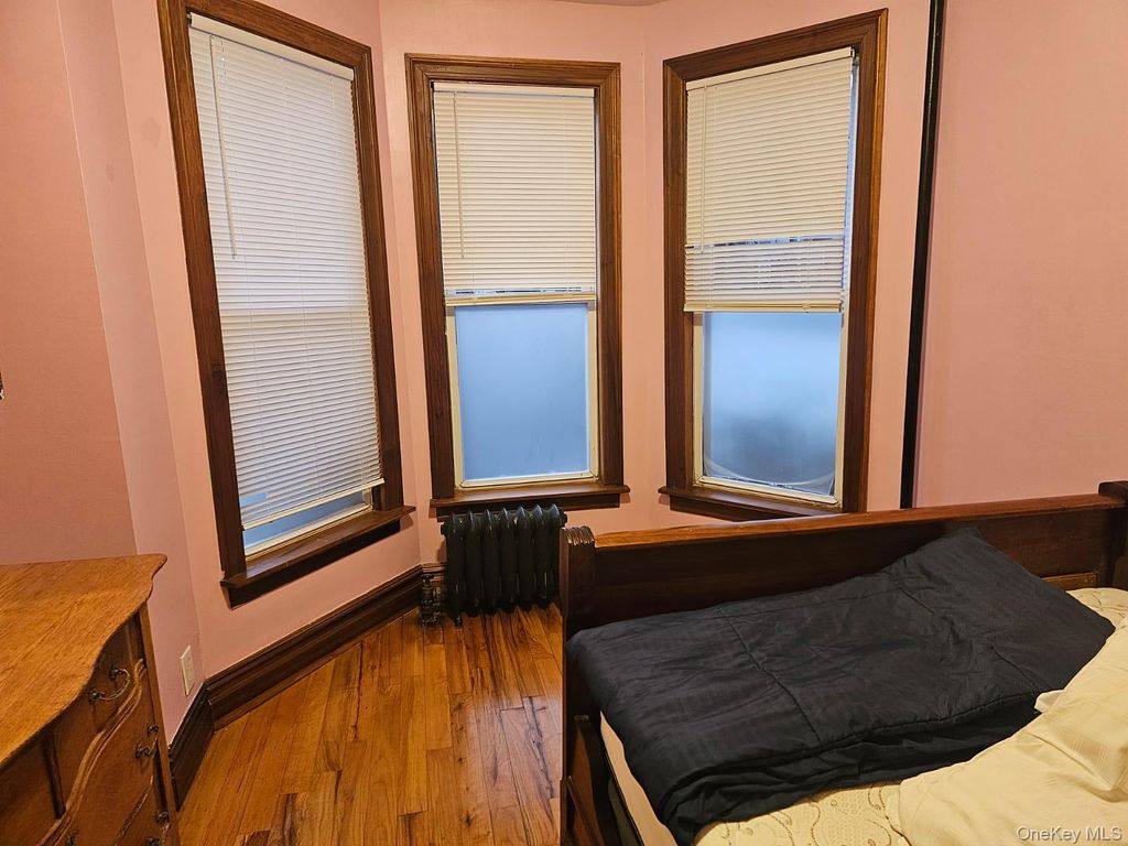 539 Shepherd Avenue 1, Brooklyn, NY 11208