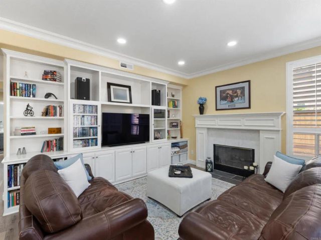 4907 Bella Collina Street, Oceanside, CA 92056