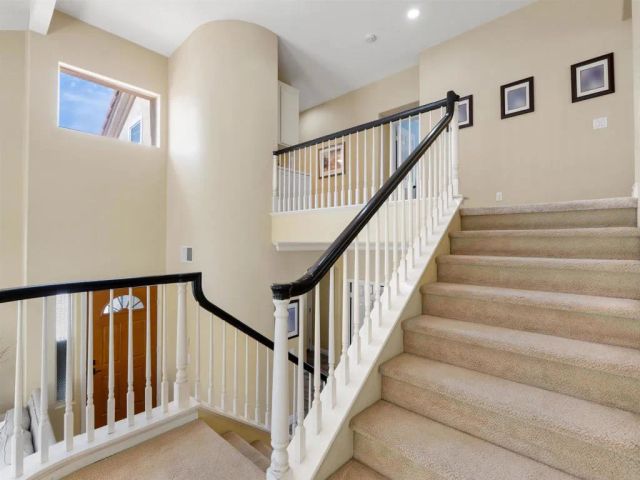 4907 Bella Collina Street, Oceanside, CA 92056