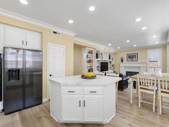 4907 Bella Collina Street, Oceanside, CA 92056