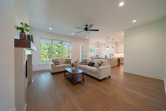 15113 Matterhorn Loop, Maumelle, AR 72113