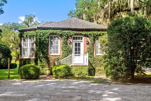 1185 Poco Sabo Lane, Green Pond, SC 29446