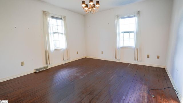 100 Earline Drive, Taylors, SC 29687