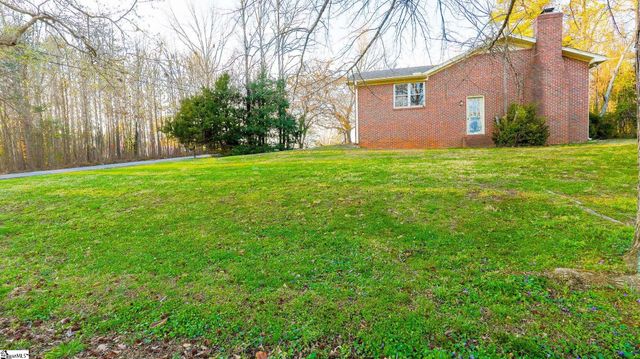 100 Earline Drive, Taylors, SC 29687