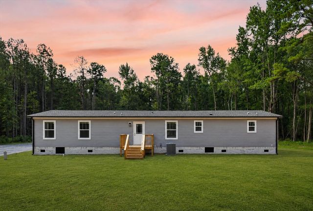 519 Stephens Lane, Moncks Corner, SC 29461