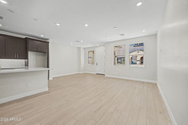 13975 W Luke 167 Parkway, Surprise, AZ 85374