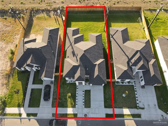 5805 N Playa Del Sol Street, Edinburg, TX 78542