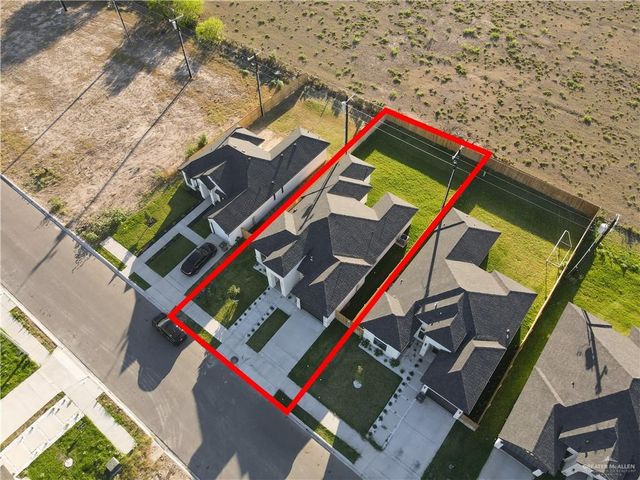 5805 N Playa Del Sol Street, Edinburg, TX 78542