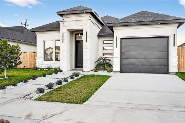 5805 N Playa Del Sol Street, Edinburg, TX 78542