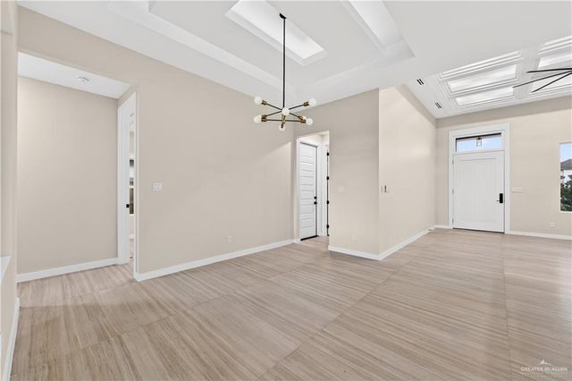 5805 N Playa Del Sol Street, Edinburg, TX 78542