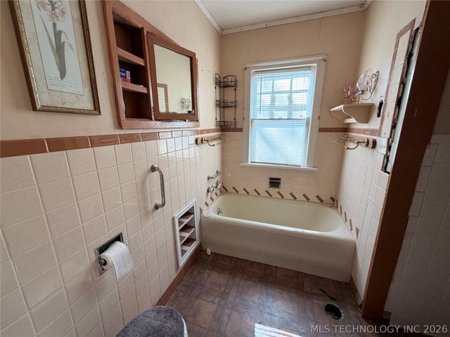 704 S Pennsylvania Avenue, Drumright, OK 74030