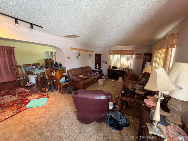 704 S Pennsylvania Avenue, Drumright, OK 74030