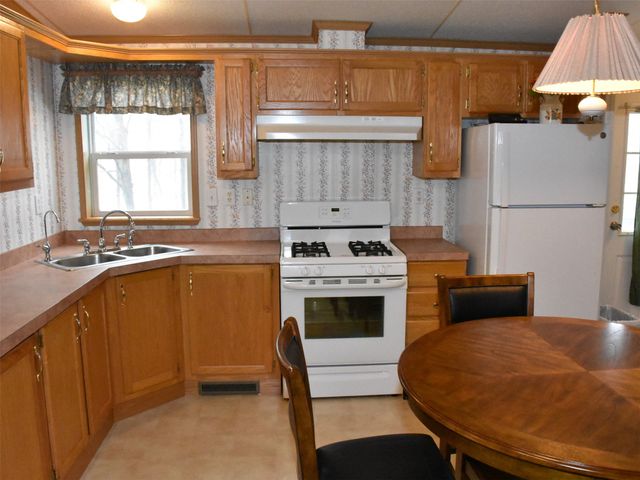 20379 GRANGE CENTER Road, Saegertown, PA 16433