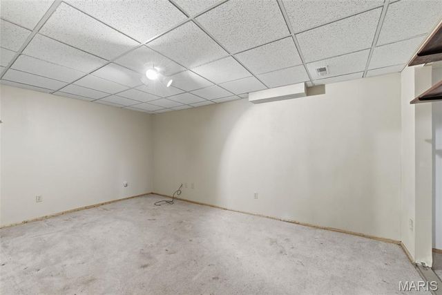 1427 Twin Trails Drive, Fenton, MO 63026