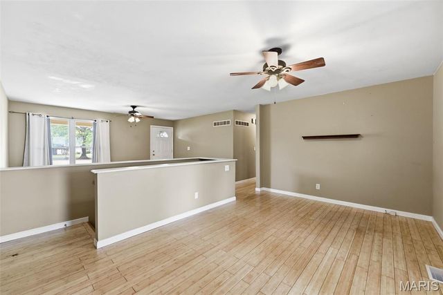 1427 Twin Trails Drive, Fenton, MO 63026