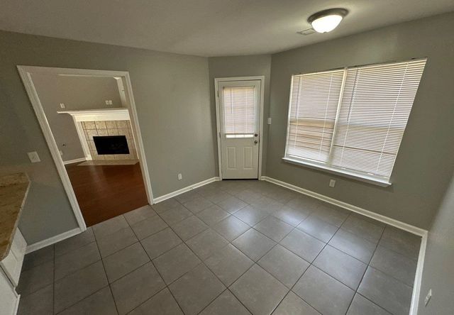 9420 GROVE RD, Cordova, TN 38016