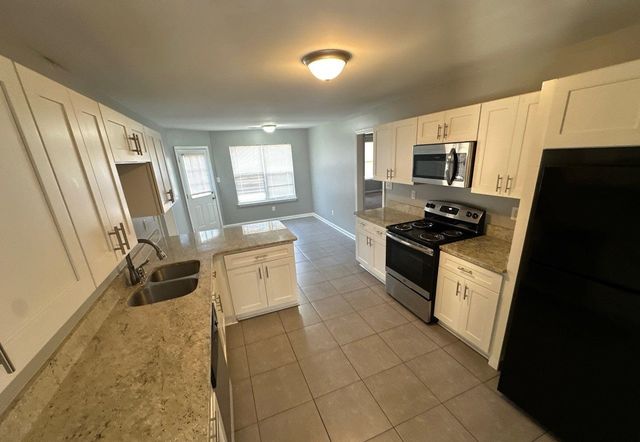 9420 GROVE RD, Cordova, TN 38016