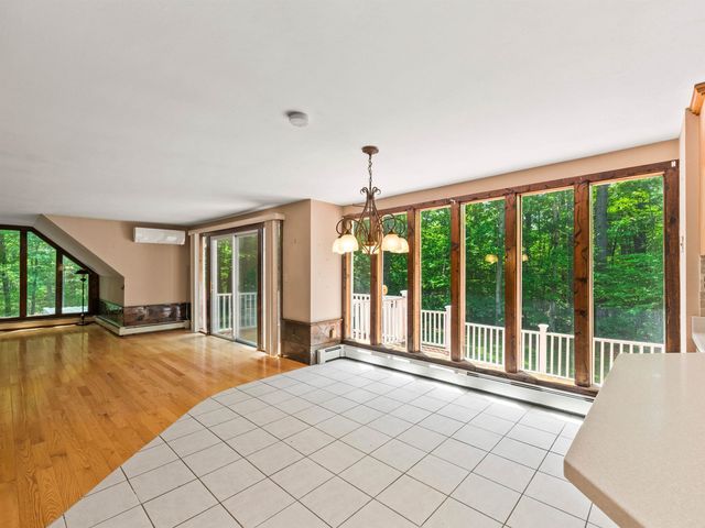 35 Sawyer Road, Hampstead, NH 03841
