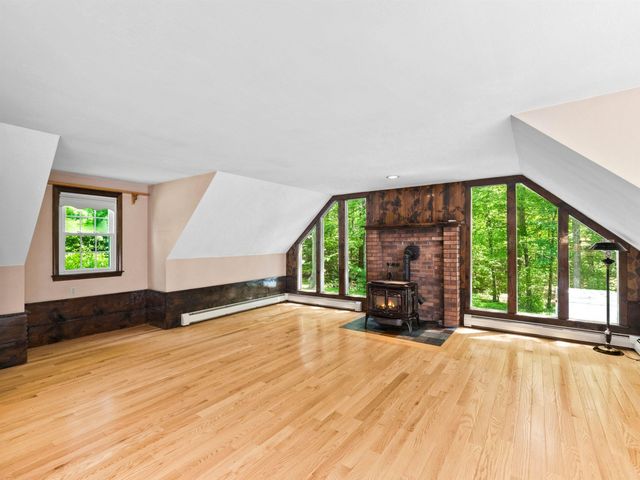 35 Sawyer Road, Hampstead, NH 03841